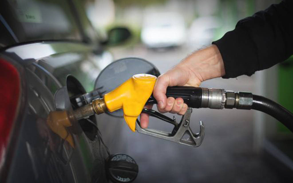 أسعار البنزين والوقود في عُمان نوفمبر 2021