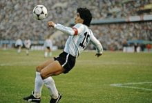 اليوم ذكرى وفاة الأسطورة الأرجنتينية مارادونا