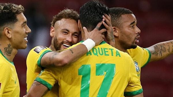 تردد القنوات المجانيةالناقلة لمباراة البرازيل والأرجنتين اليوم في تصفيات كأس العالم