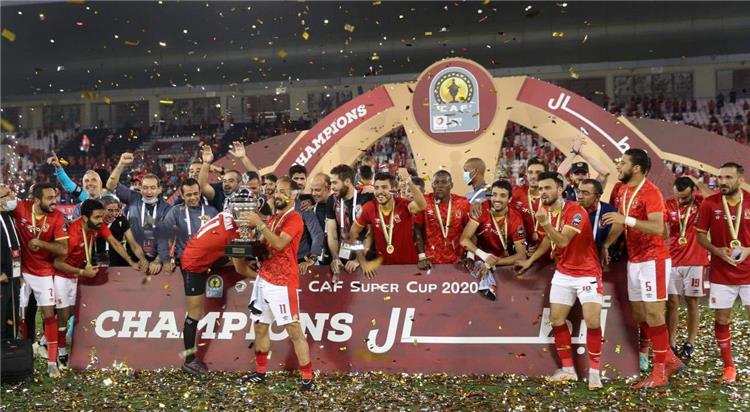 اسم معلق مباراة الأهلي والرجاء المغربي في السوبر الإفريقي