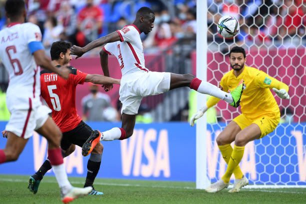 قطر تتفوق على مصر وتفوز بالميدالية البرونزية في كأس العرب