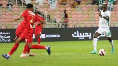 موعد مباراة الأهلي وضمك غداً الجمعة في الدوري السعودي والقنوات الناقلة