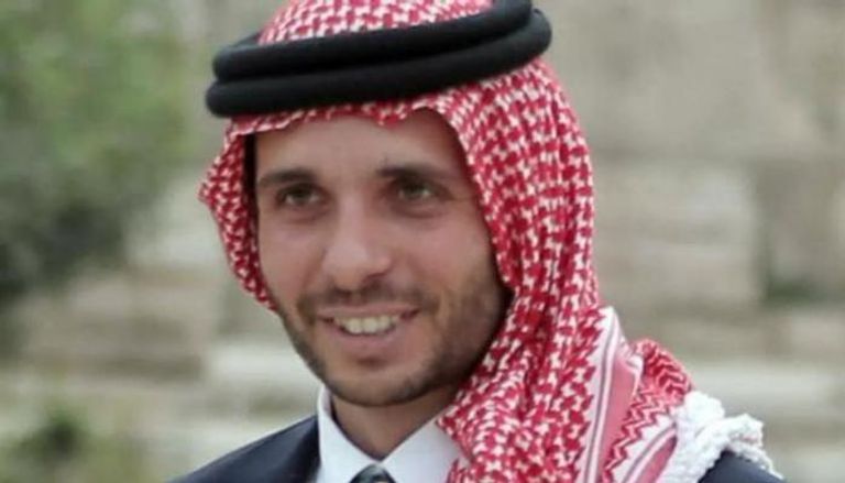 الأمير حمزة بن حسين يتخلى عن لقبه
