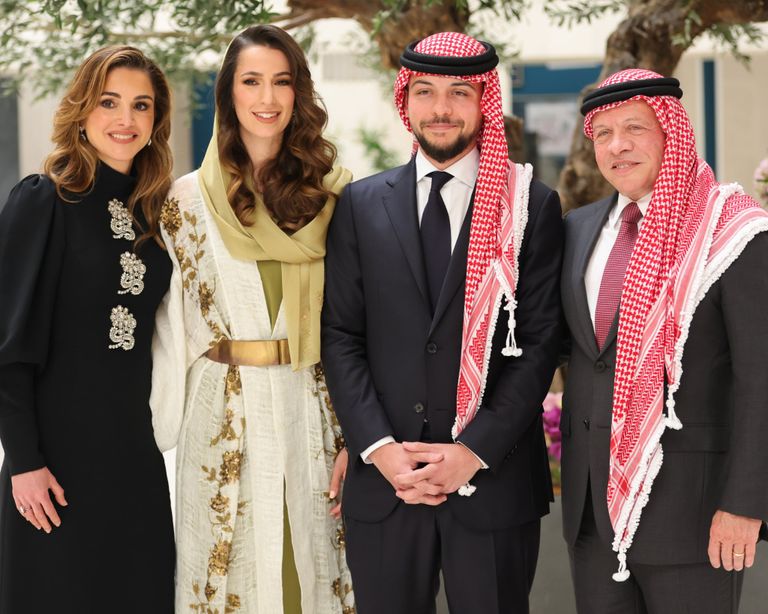الملكة رانيا لخطيبة ابنها رجوة كان عندي بنتين صاروا ثلاث