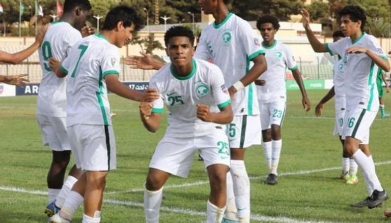 موعد مباراة الجزائر والسعودية في كأس العرب للناشئين والقنوات الناقلة