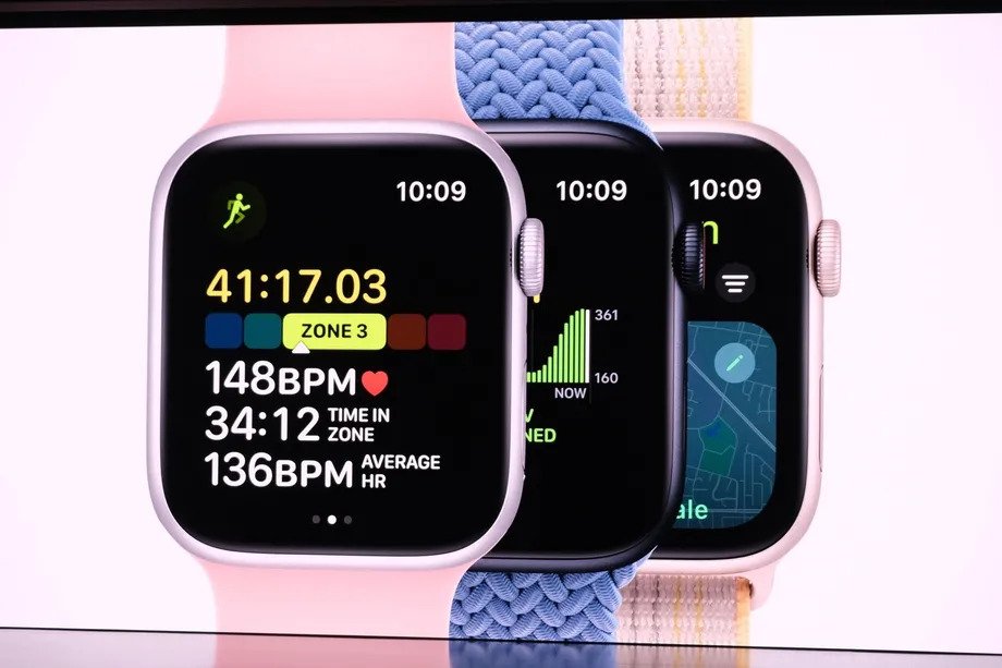 بسعر معقول أبل تقدم Apple Watch SE