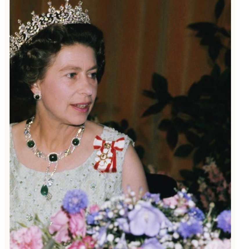 صور الملكة إليزابيث وهي شابة