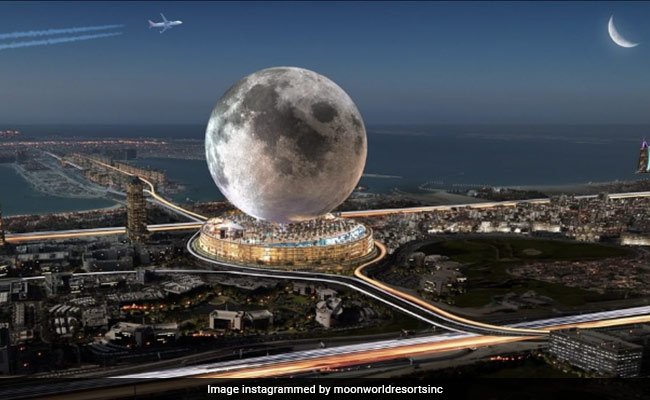 بالصور بناء على شكل قمر في دبي مفاجأة