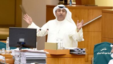 في سطور من هو بدر الملا وزير النفط الكويتي