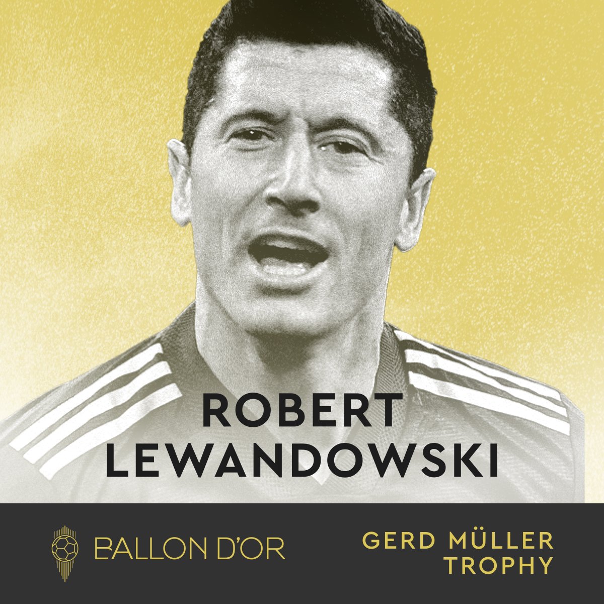 ليفاندوفسكي يتوج بجائزة أفضل مهاجم في حفل الكرة الذهبية