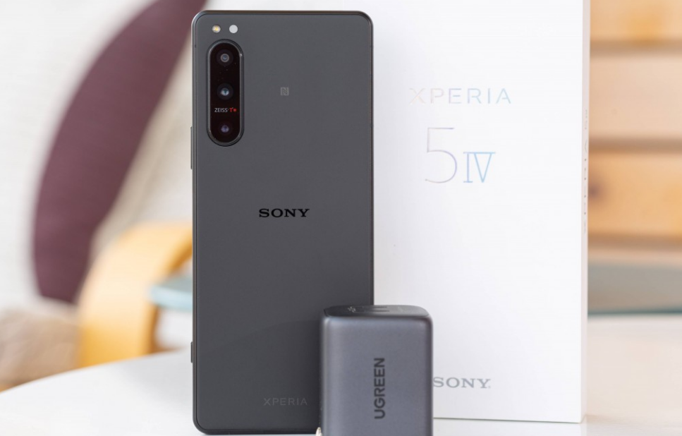الكشف عن سعر ومواصفات هاتف سوني Sony Xperia 5 IV