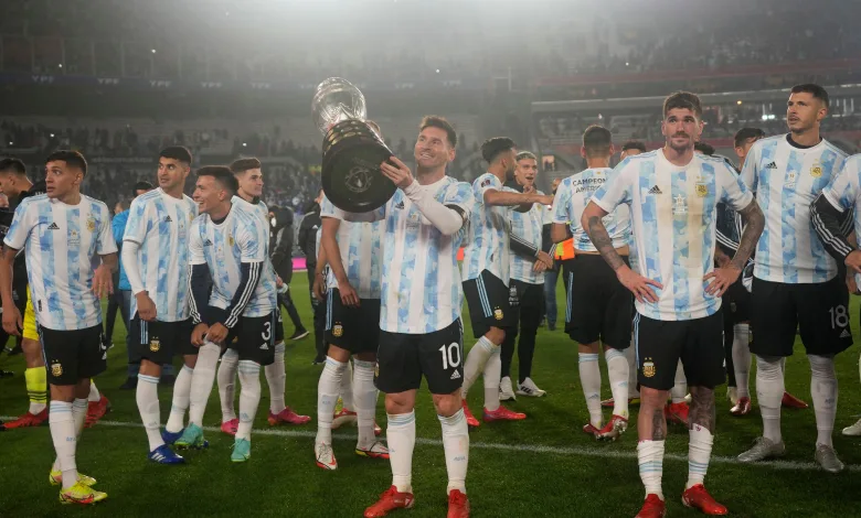 بالفيديو وصول منتخب الأرجنتين إلى قطر 2022