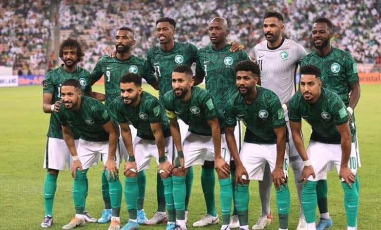 تقرير عن مباراة السعودية وبولندا الموعد والقنوات الناقلة والمعلقين
