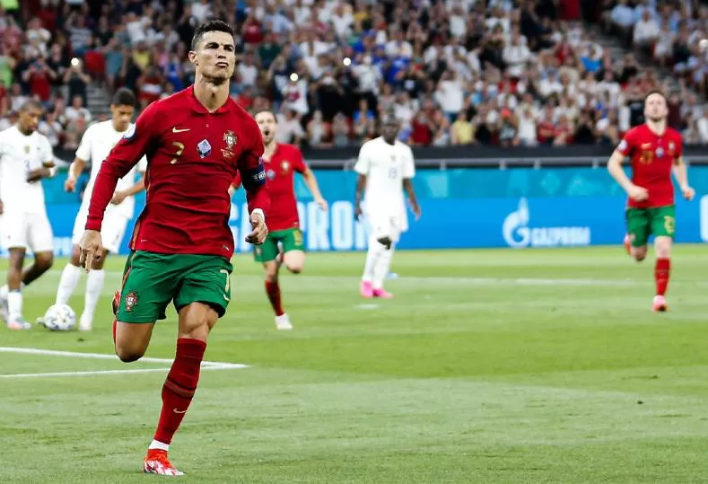معلقي مباراة البرتغال ضد أوروجواي في كأس العالم 2022