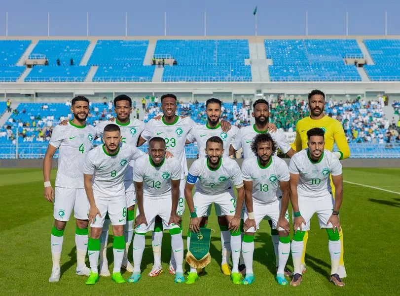 لون قميص المنتخب السعودي في مواجهة المكسيك