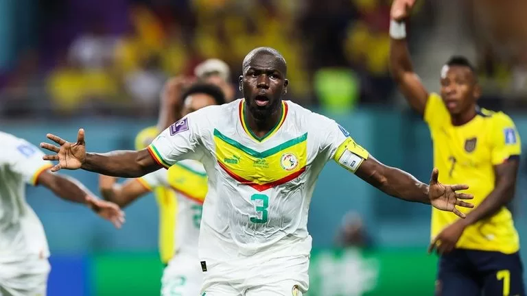 تردد القنوات المجانية الناقلة لمباراة إنجلترا والسنغال في كأس العالم 2022